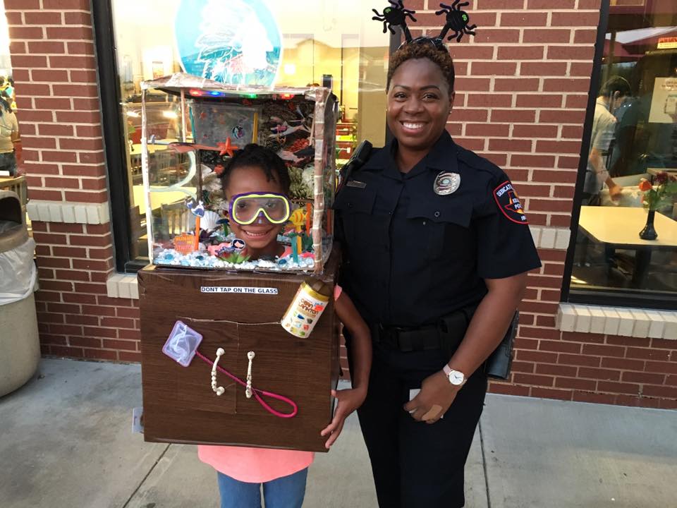 Trick or Treat at the mall 5