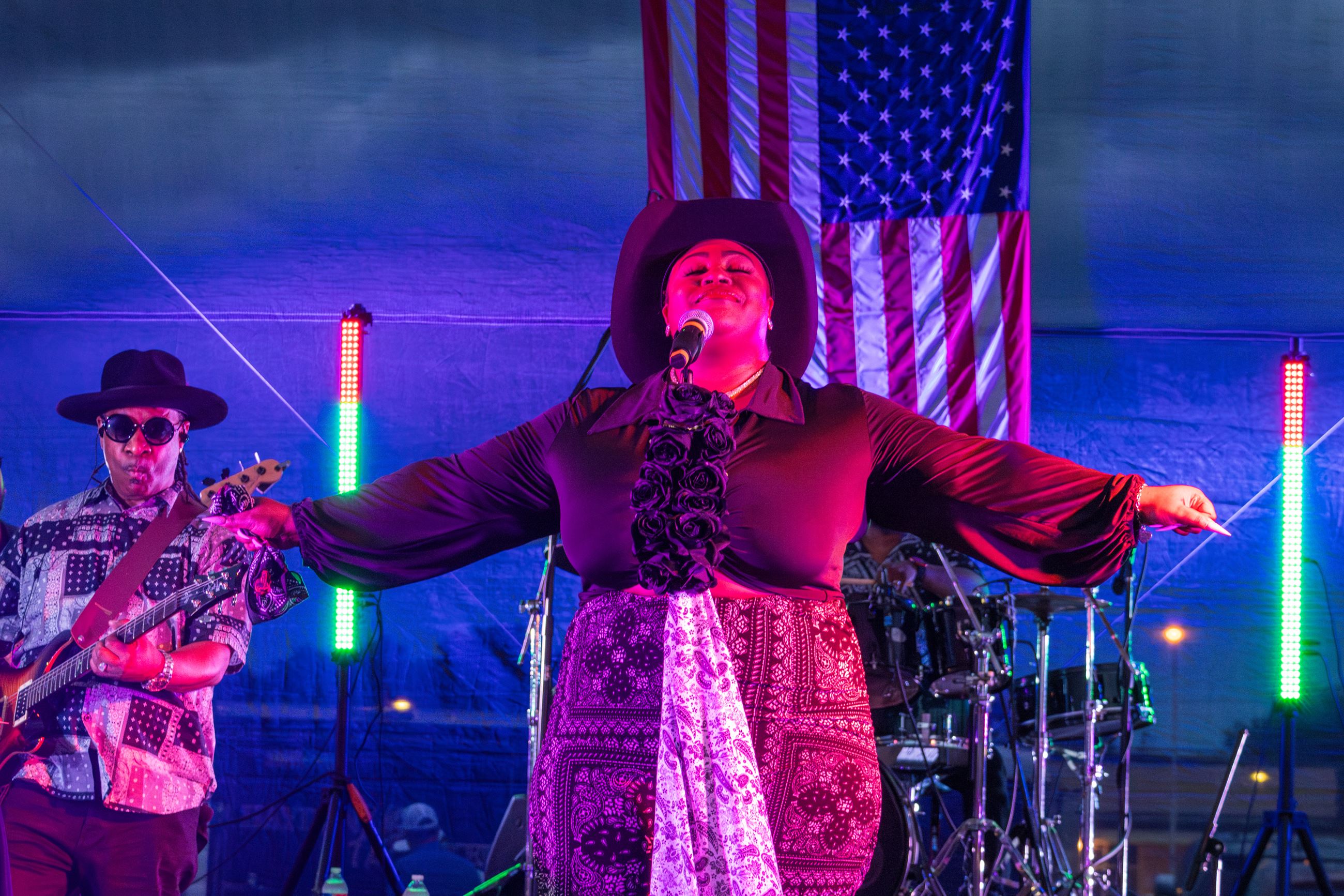 Independence Day Extravaganza 07-01-23-81